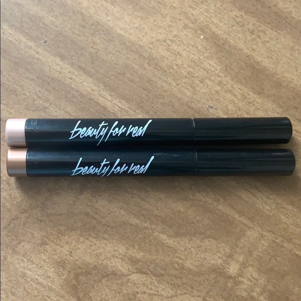 Beauty for Real shadow stix 💫